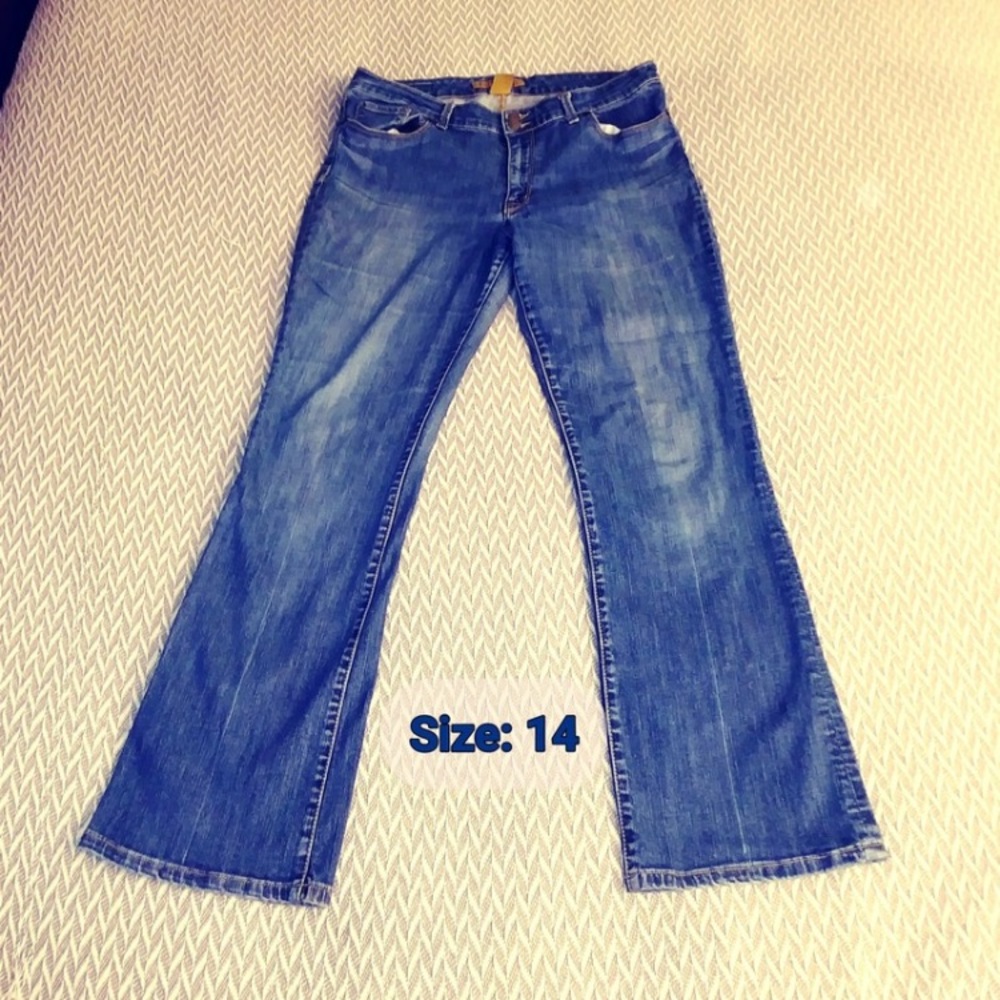 Seven Jeans
